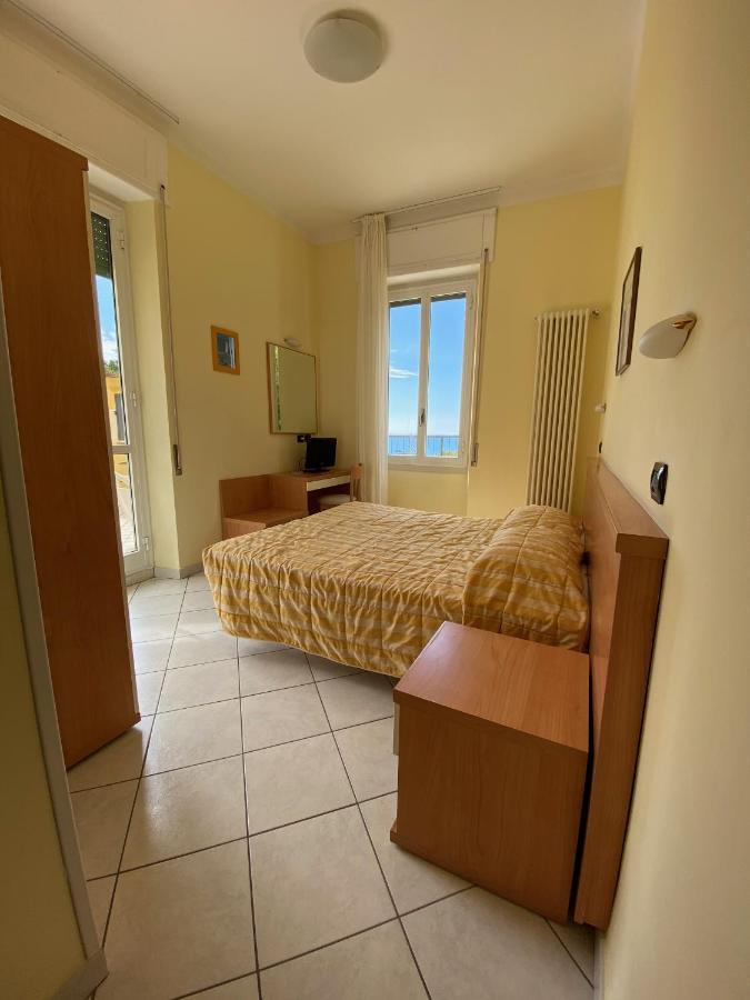אלסיו Hotel Rio מראה חיצוני תמונה