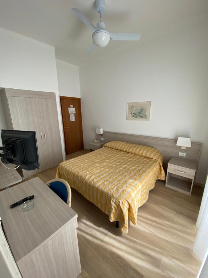 אלסיו Hotel Rio מראה חיצוני תמונה